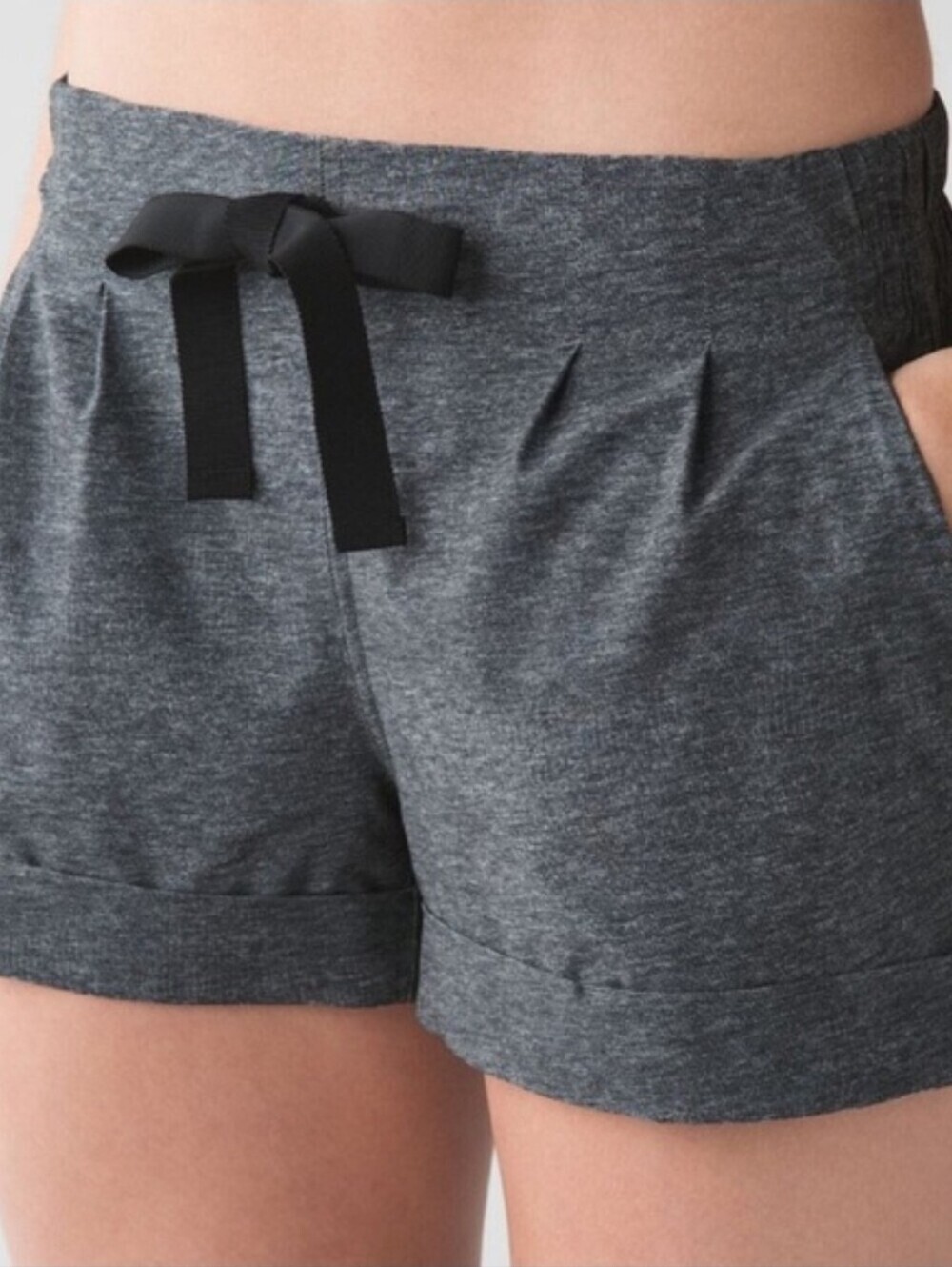 Lululemon Spring Break Away Shorts Gray Athleisure Yoga Gym 8